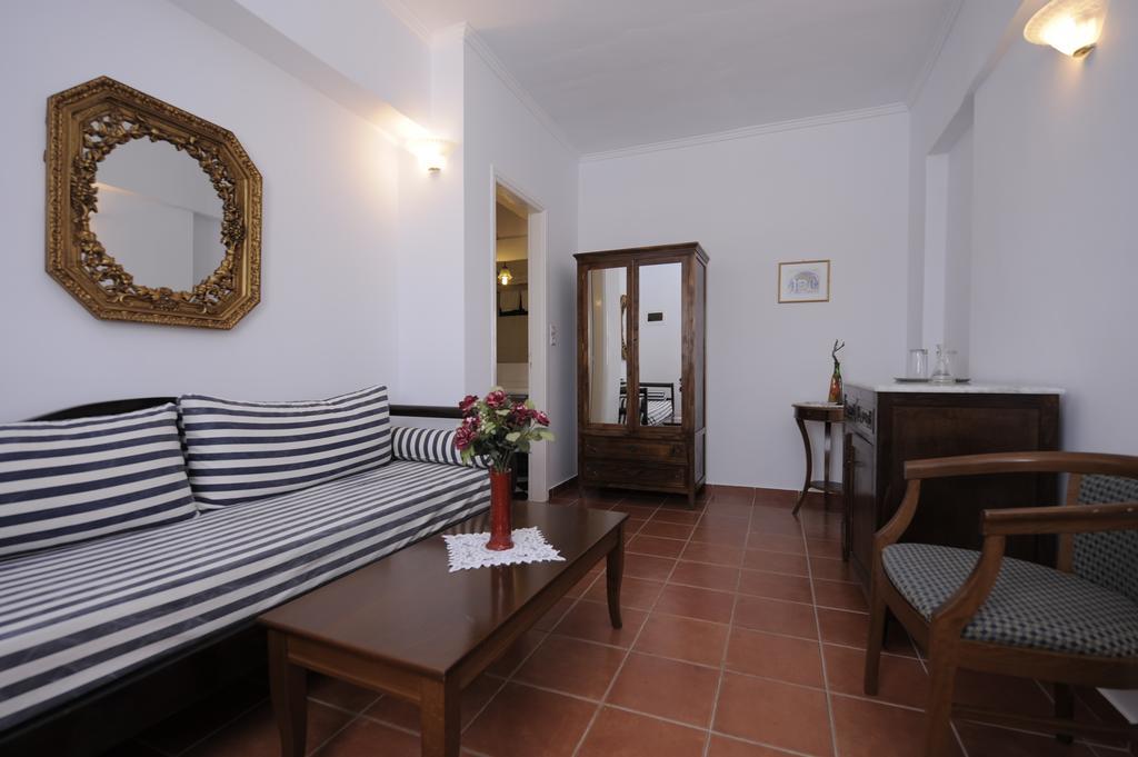 Hotel Papadakis Naousa  Room photo